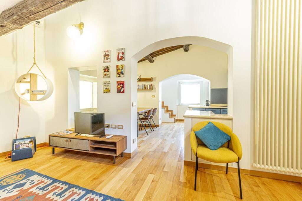 Apartamento Monti - Stunning Loft In The Heart Of Rome's Monti *