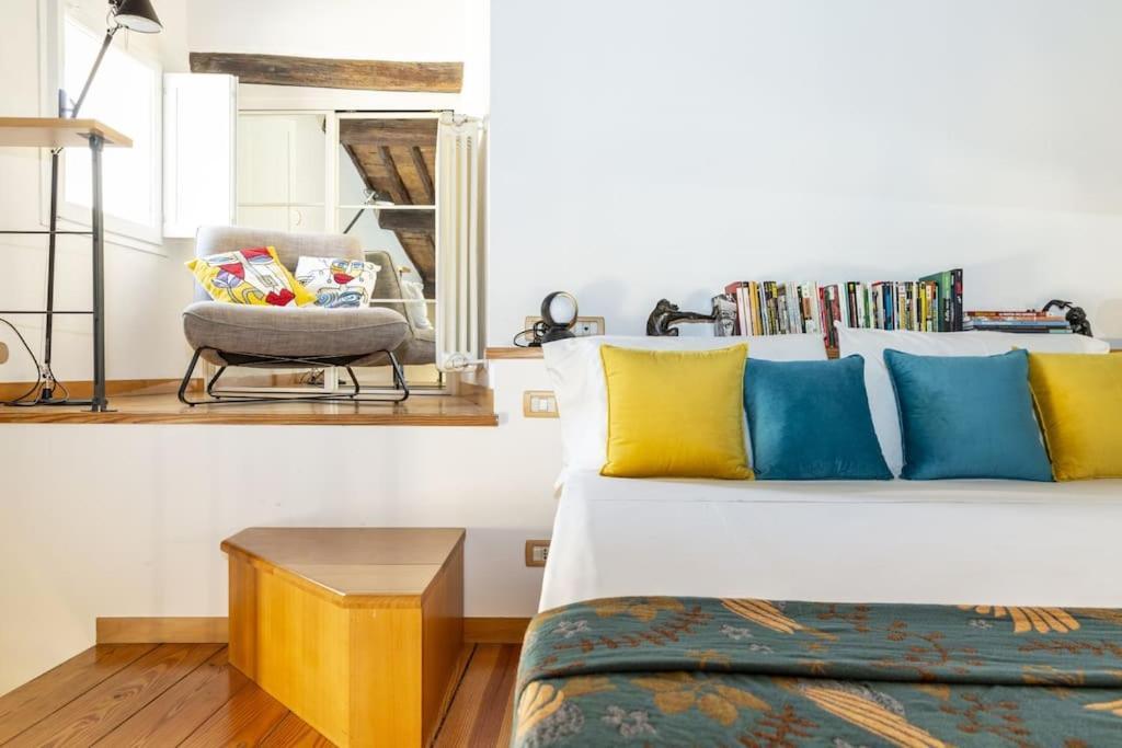 Apartamento Monti - Stunning Loft In The Heart Of Rome's Monti *
